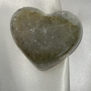 Natural Druzy Agate Heart, Quartz Crystal Carving.